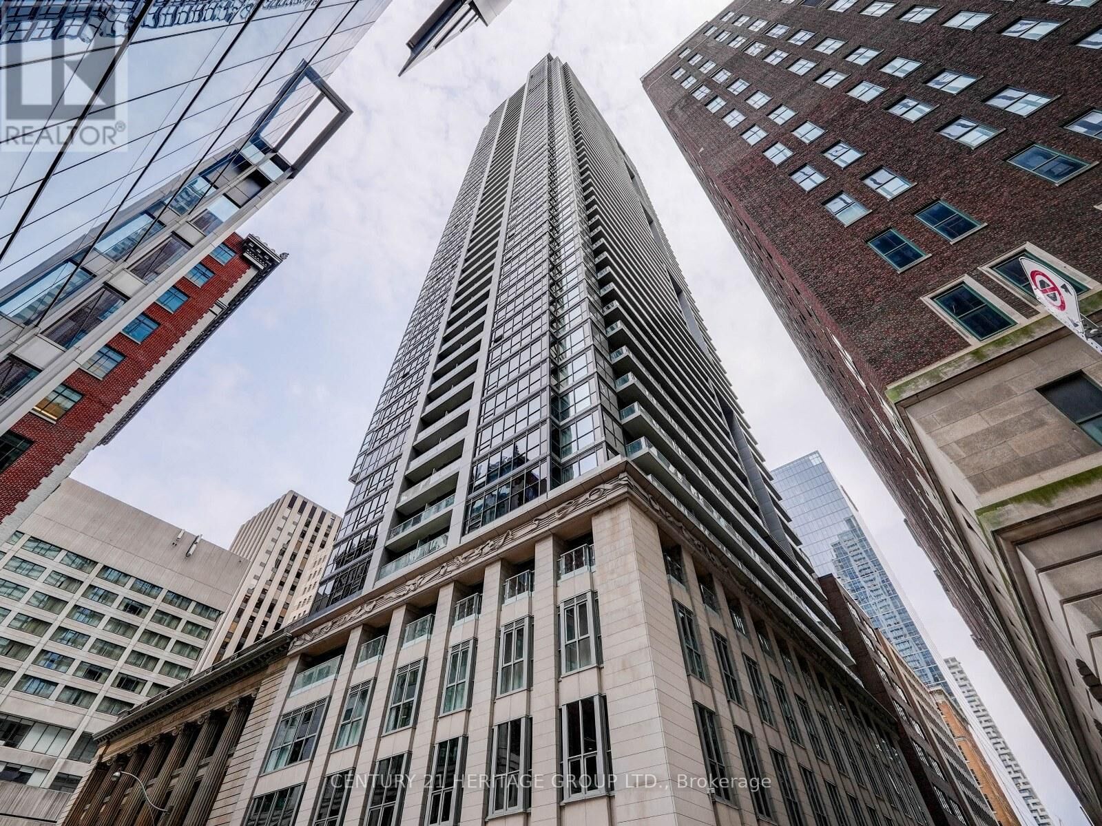 Property Photo:  70 Temperance Street 4802  ON M5H 0B1 