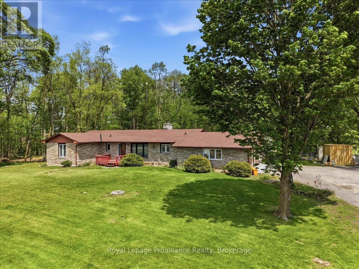 Property Photo: 1302 Wingfield Road ON K0K 3E0