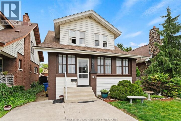 Property Photo:  922 Lawrence Road  ON N8Y 3Z8 