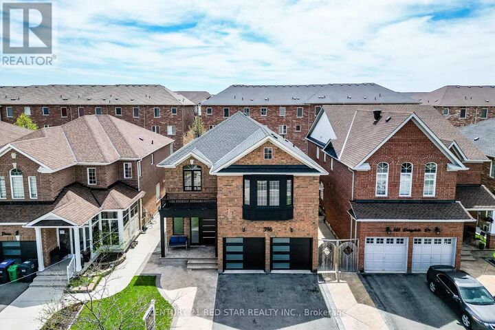 Property Photo:  396 Derrydale Drive  ON L5W 0E1 
