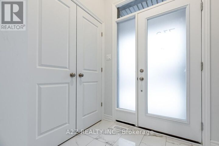Property Photo:  732 Miikana Road  ON K1X 0H6 