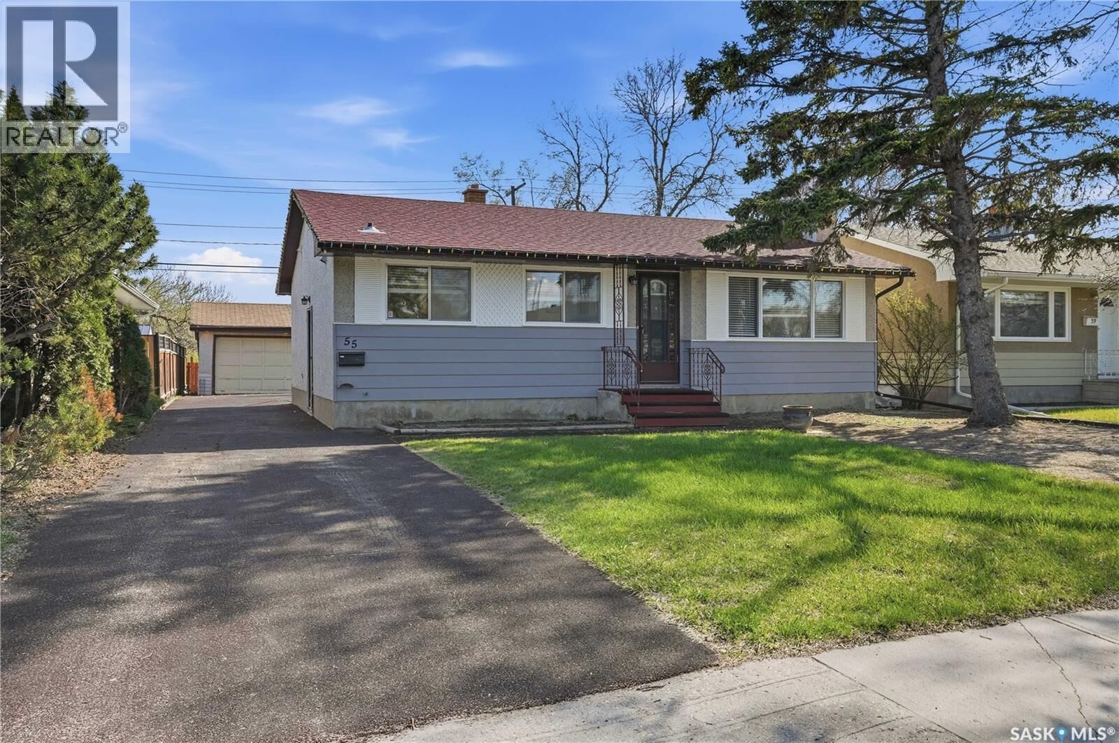 Property Photo:  55 Donahue Avenue  SK S4R 3Y7 