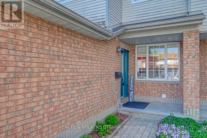Property Photo:  88 Kincardine Drive  ON K2V 1B2 