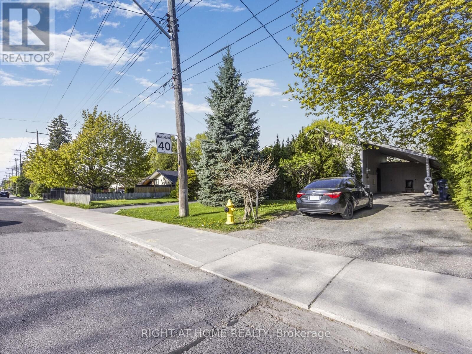Property Photo:  65 Orton Park Road Main  ON M1G 3G7 