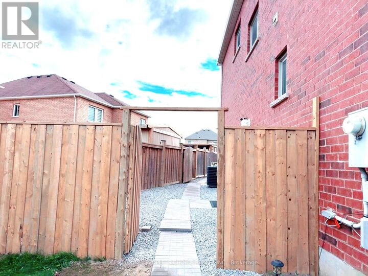 Property Photo: 15 Slack Street Bsmt ON L3Z 0S4