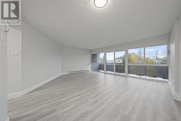 Property Photo:  91 Conroy Crescent 408  ON N1G 2V5 