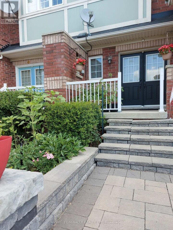 Property Photo: 31 Niagara Trail ON L7G 0A9