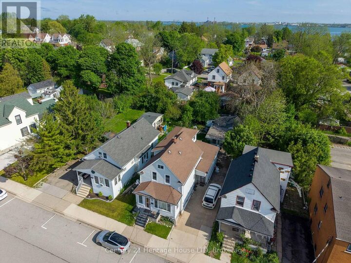 Property Photo:  20 Dufferin Street  ON L2A 2T5 