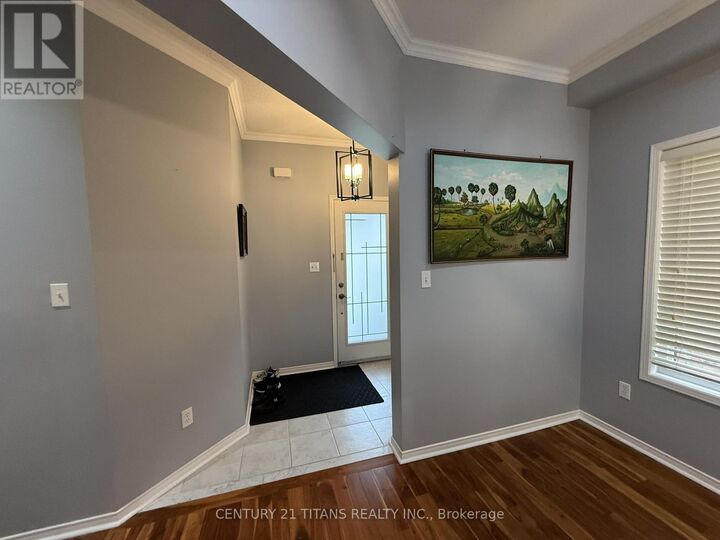Property Photo: 274 Penndutch Circle ON L4A 0P1