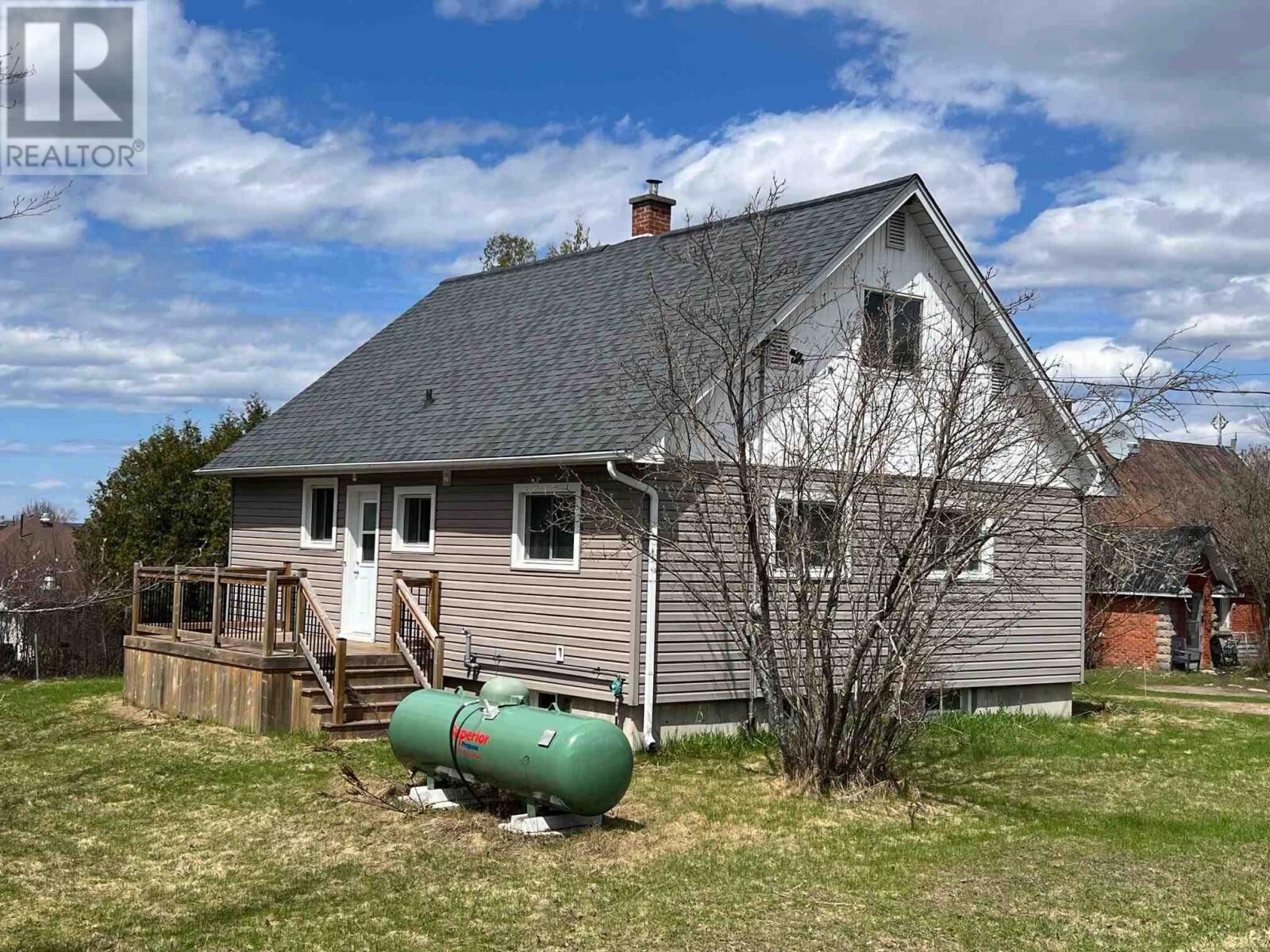 Property Photo:  1688 Arthur St  ON P0R 1J0 