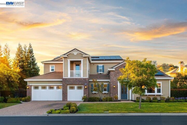 Property Photo: 25 Treetop Terrace CA 94507