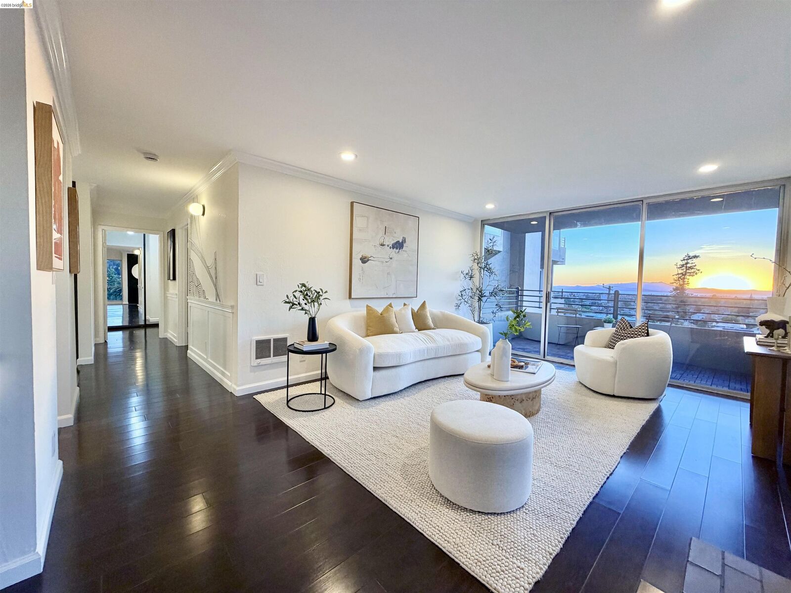 Property Photo: 5340 Broadway Ter 307 CA 94618