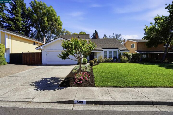 Property Photo: 589 Zephyr Cir CA 94526
