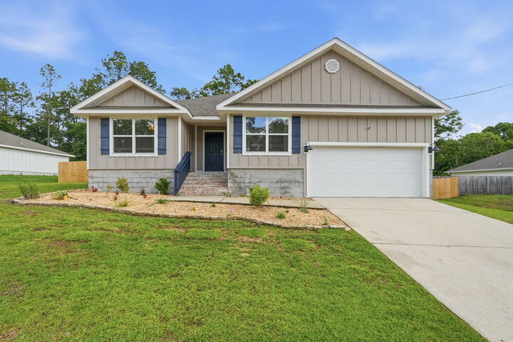 Property Photo: 3503 Sugar Maple Lane FL 32539