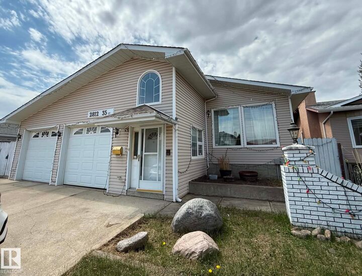 Property Photo: 2812 35 Street NW AB T6L 3Y4