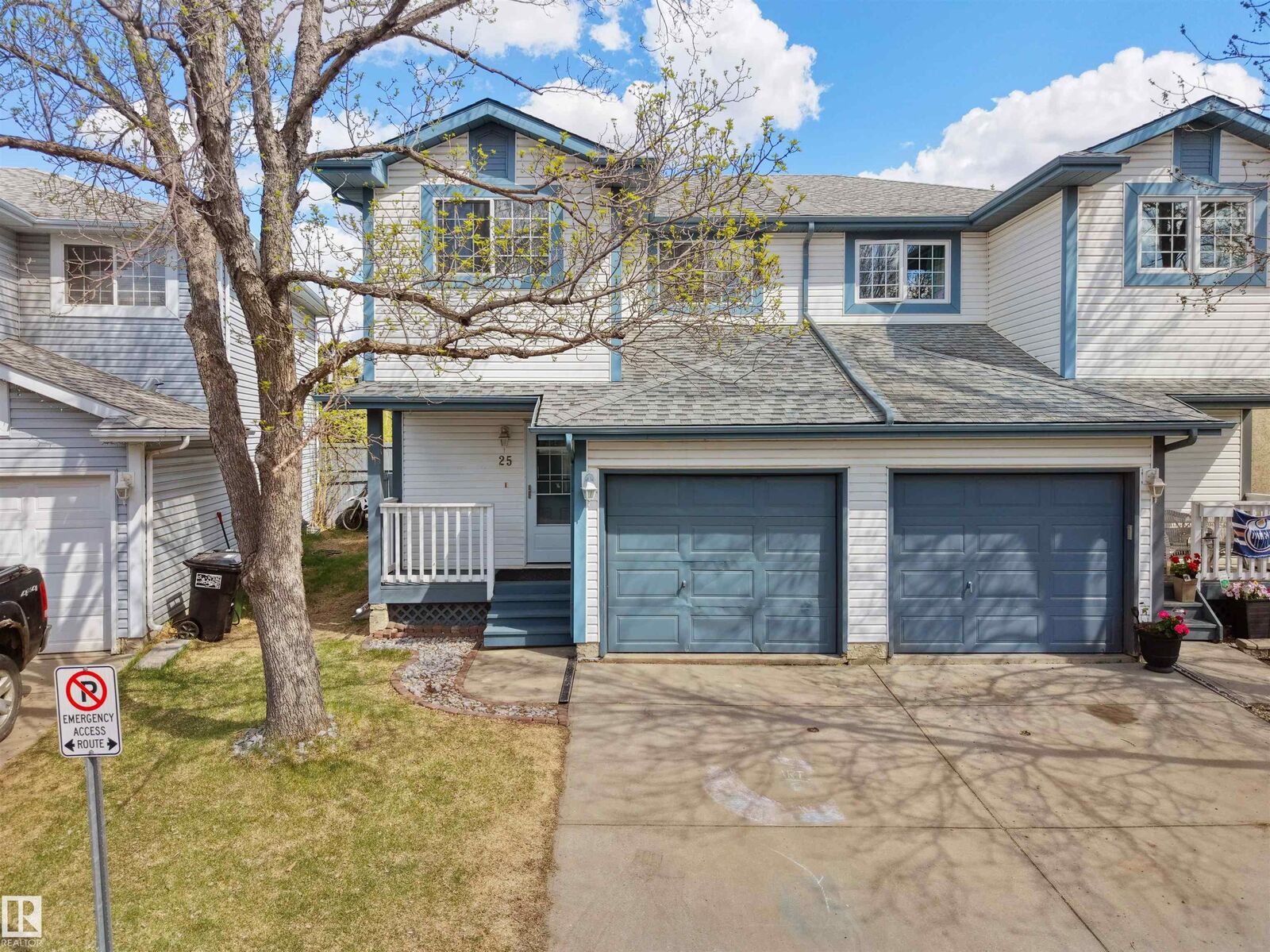 Property Photo:  501 Youville Drive NW 25  AB T6L 6T8 