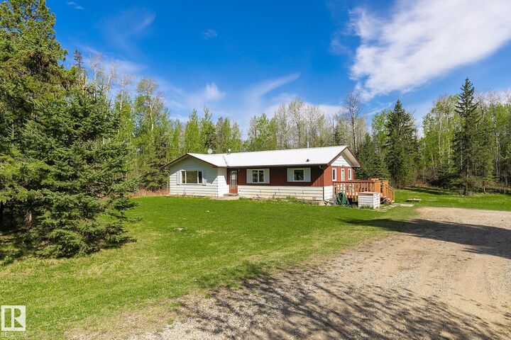 2322 Twp Road 540 — photo 1