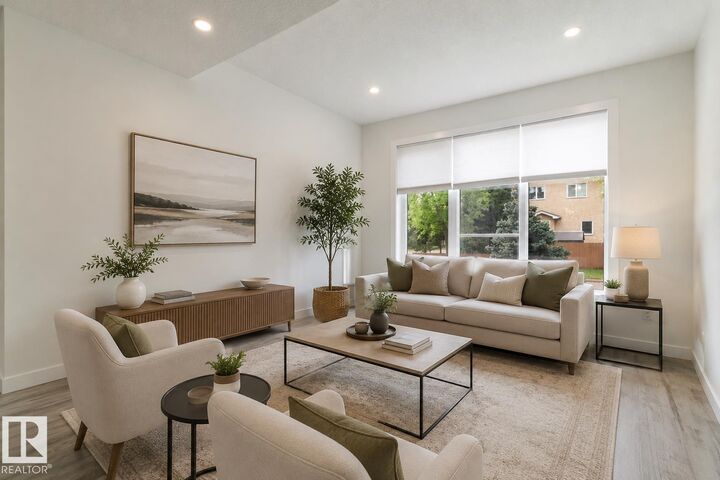 Property Photo:  15204 108 Avenue NW  AB T5P 1A1 