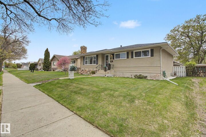 Property Photo: 11918 43 Street NW AB T5W 2P6