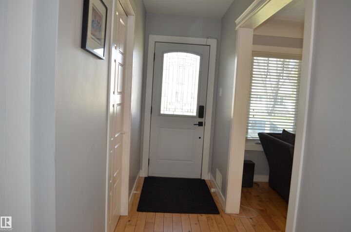 Property Photo:  10527 81 Street NW  AB T6A 3L3 