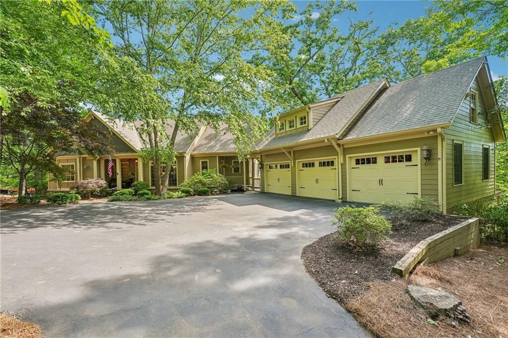 Property Photo: 189 Red Trillium Ridge GA 30143