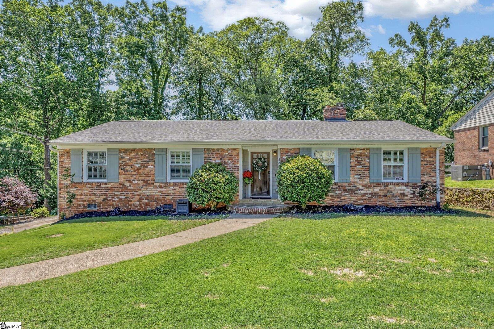 Property Photo:  204 Lowndes Avenue  SC 29607 