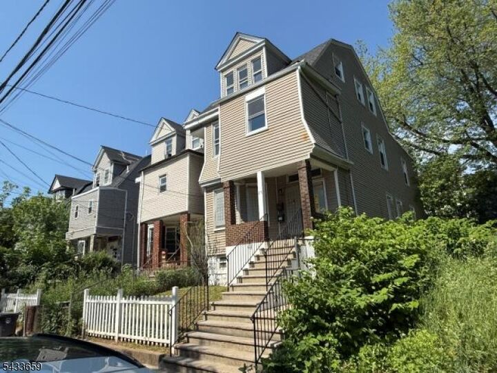 Property Photo:  27 Seymour Ave  NJ 07108 