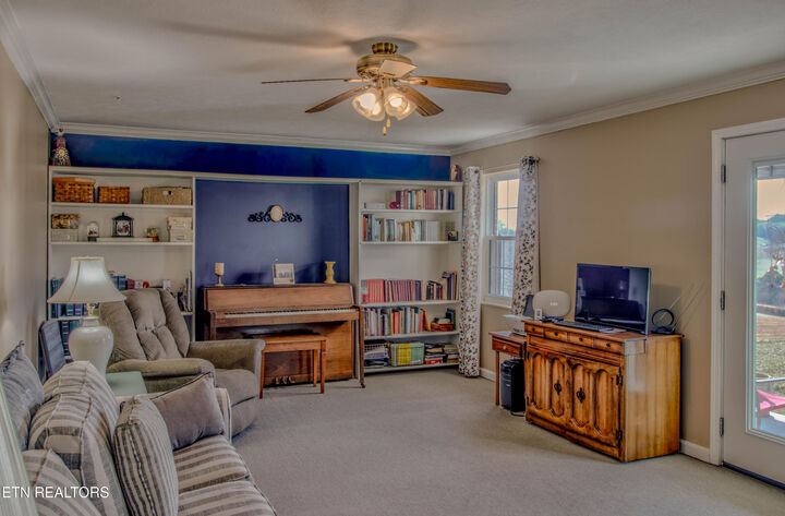 Property Photo:  500 Allison Town Rd  TN 37846 