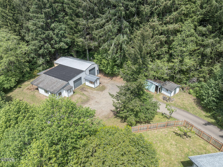 Property Photo: 829 NE Newport Heights Drive OR 97365