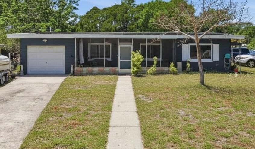 Property Photo: 5126 104th Street N FL 33708