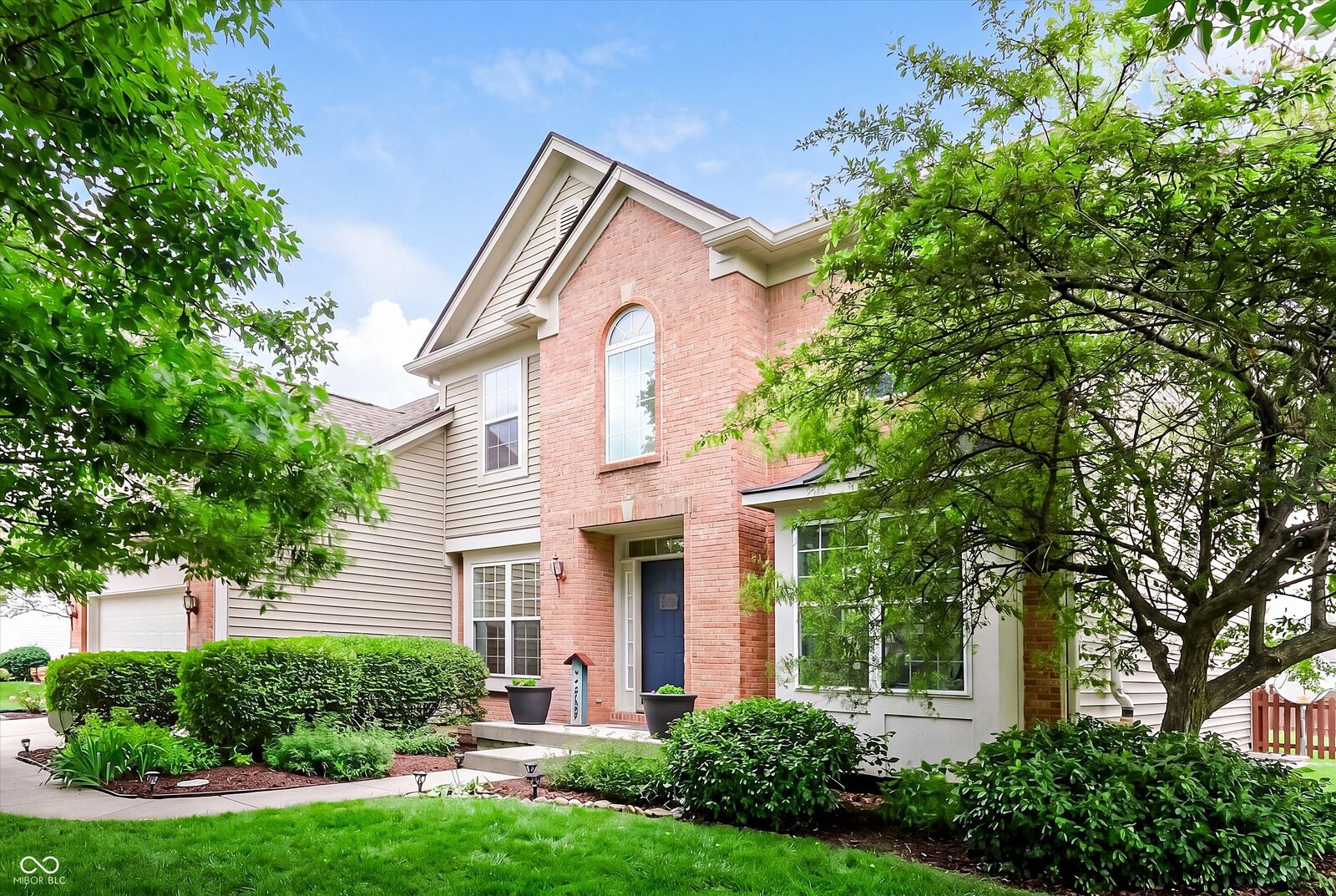 Property Photo:  1720 Mustang Chase Drive  IN 46074 