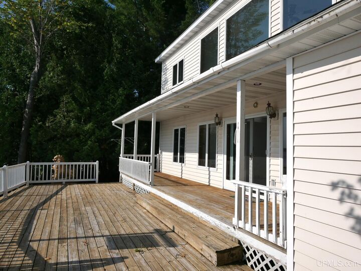Property Photo:  44418 Old 41 Road  MI 49916 