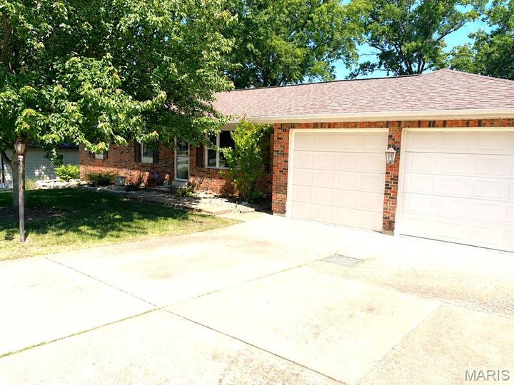 Property Photo:  727 Cordes Street  MO 63366 