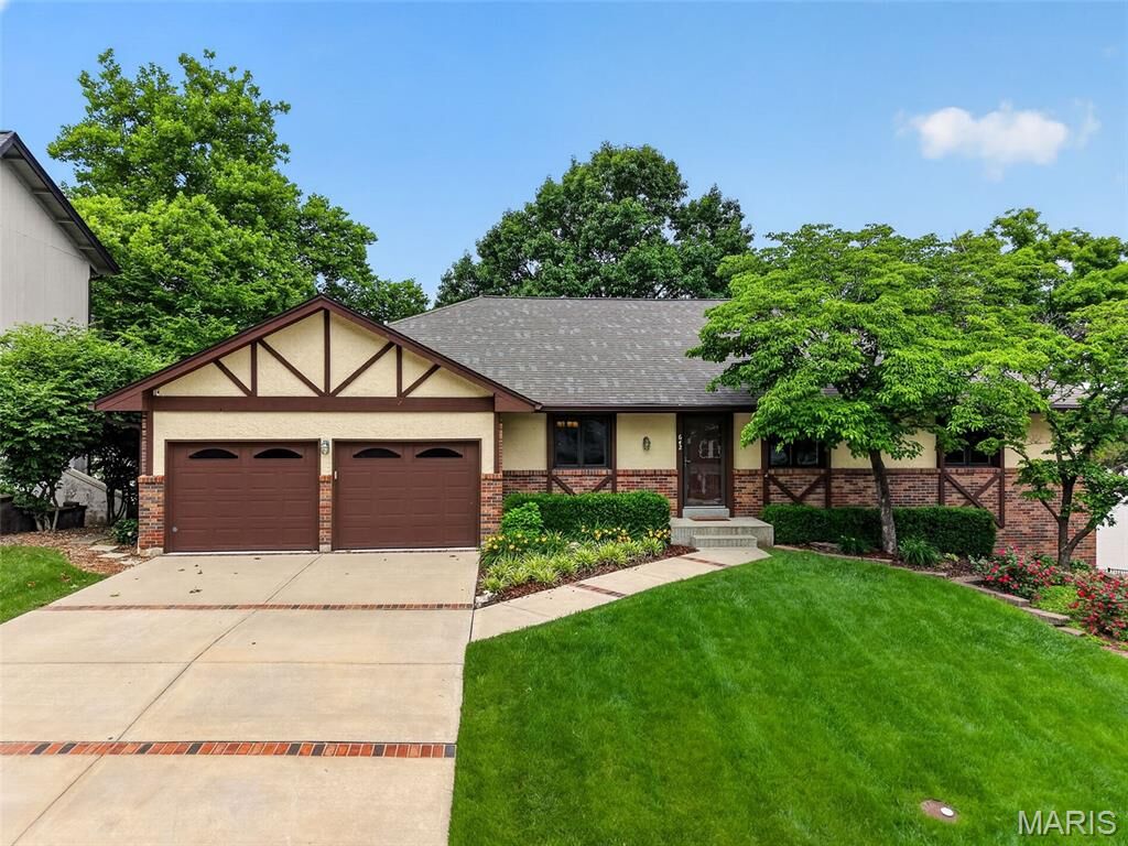 Property Photo:  642 Woodchuck Lane  MO 63367 