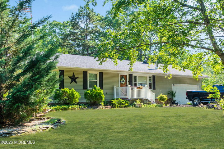 Property Photo:  495 Cobain Road  NJ 08527 