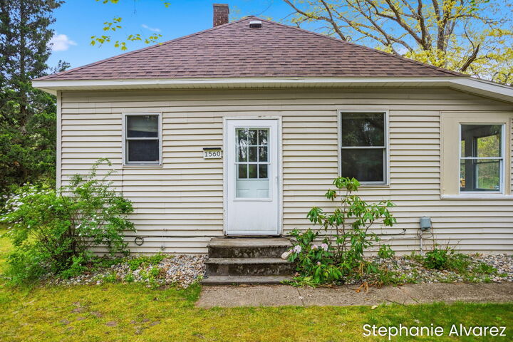 Property Photo:  1560 E McMillan Road  MI 49445 