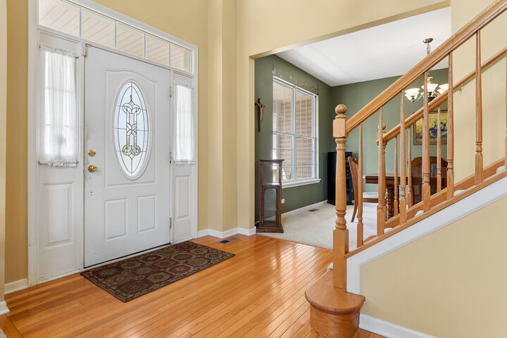 Property Photo: 241 Ashcroft Lane IL 60543