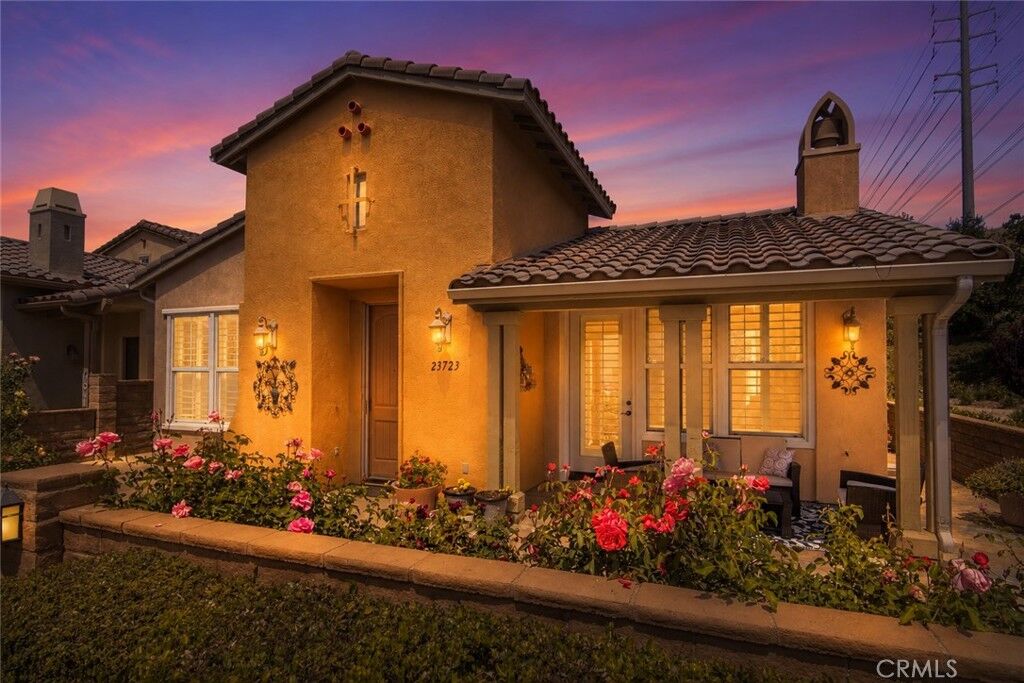 Property Photo:  23723 Maple Leaf Court  CA 91354 