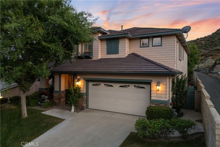 Property Photo:  21124 Cross Creek Drive  CA 91350 