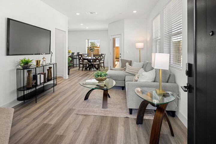 Property Photo: 9 Brookbay Way Lt113 CA 95838