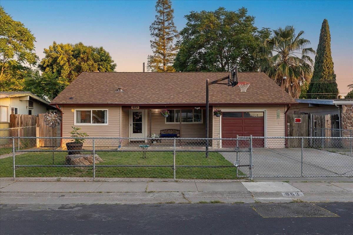 Property Photo:  953 Sharian Street  CA 95605 