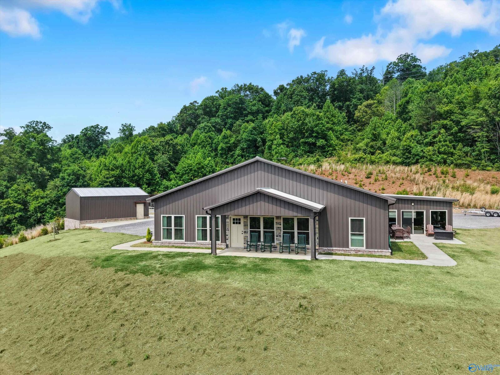 Property Photo: 6269 Scottsboro Hwy AL 35769