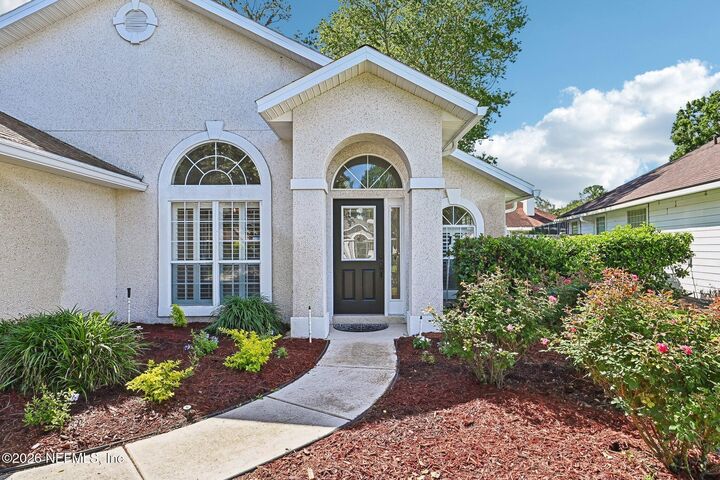 Property Photo:  1667 Blackhawk Court  FL 32003 