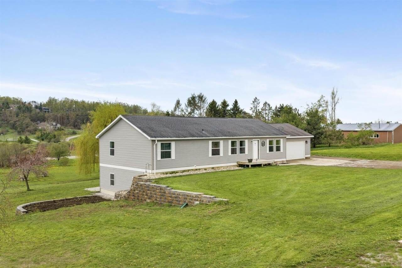 Property Photo: 338 Boyer MI 49770