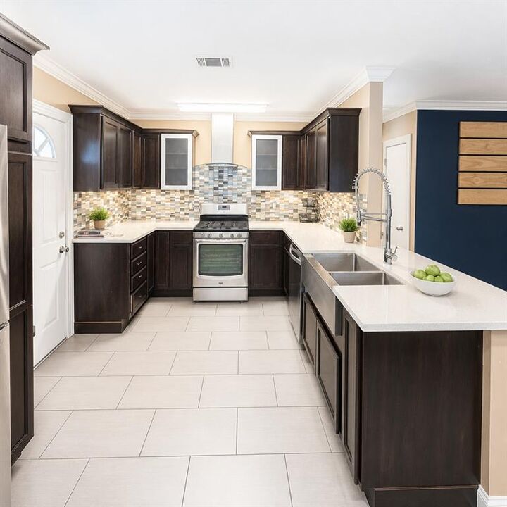 Property Photo: 109 Vista Drive LA 70037