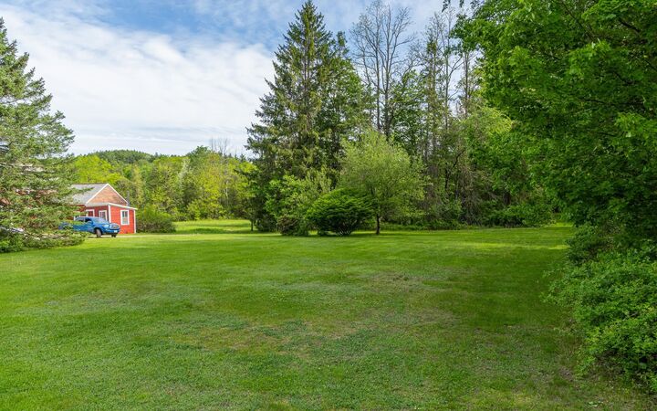 Property Photo:  82 Main Street  NH 03455 