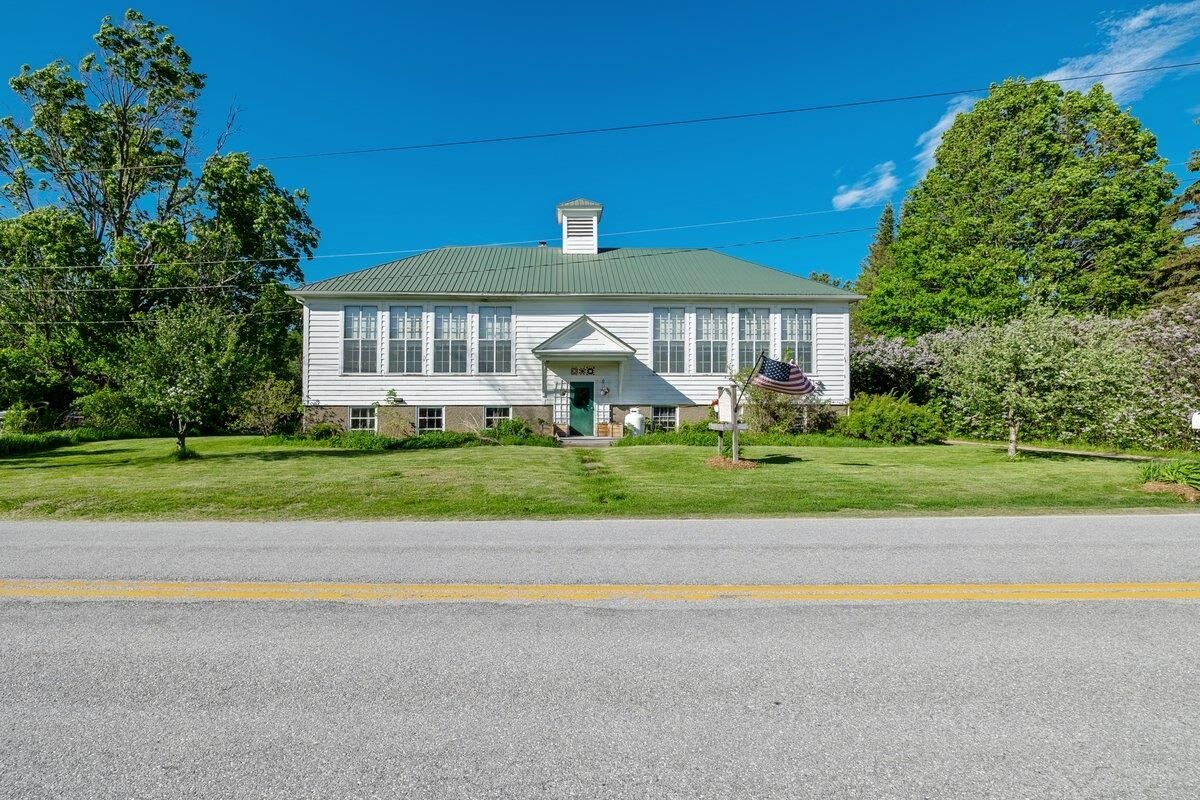 Property Photo:  172 School Street  VT 05463 