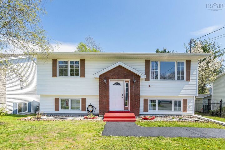 Property Photo:  4 Fury Drive  NS B3A 4Y1 