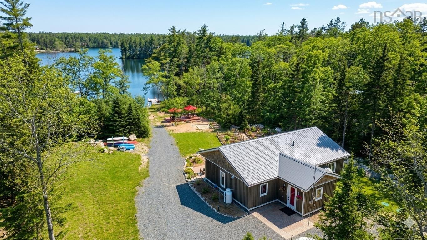 Property Photo:  8 Alexander Avenue  NS B0S 1P0 