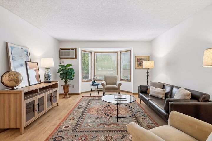 Property Photo: 2425 E Franklin Avenue 209 MN 55406